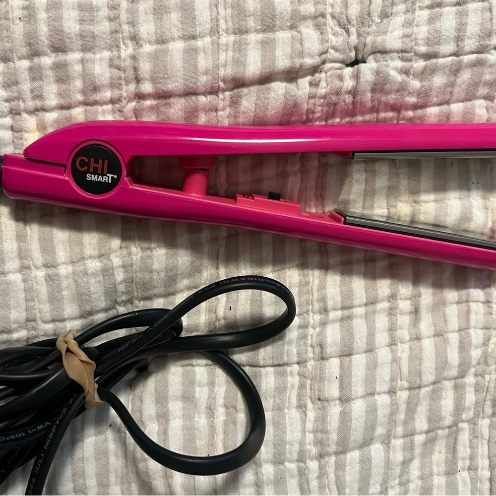 Chi Smart Flat Iron Mini Travel Size Pink NWOT